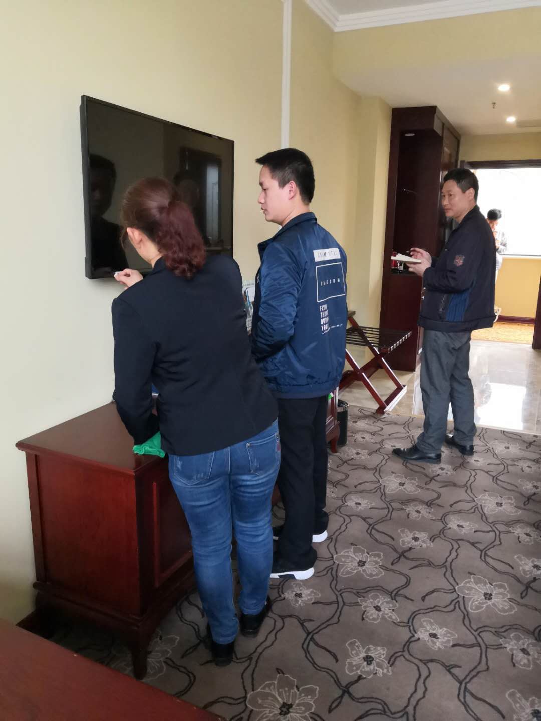 20190320184809_29219.jpg 微信图片_20190320174556.jpg