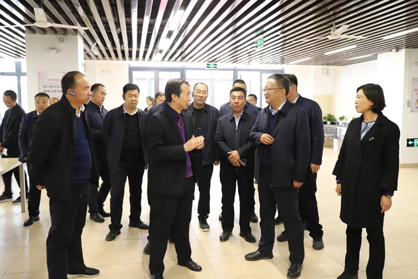 武威市委常委,市委秘书长李宏伟一行莅临我校考察交流