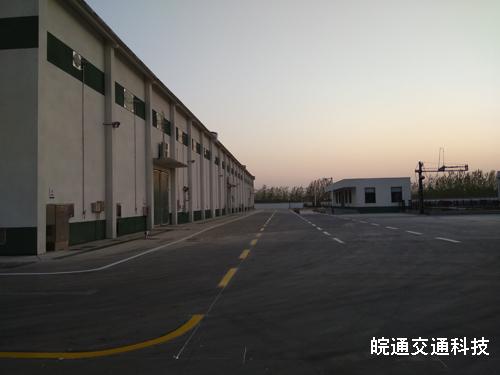 中儲(chǔ)糧瑯琊庫(kù)劃線施工