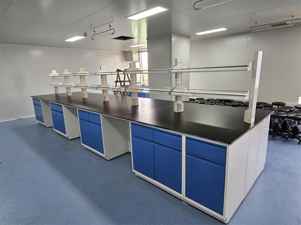 內蒙古農業大學實驗室交付使用