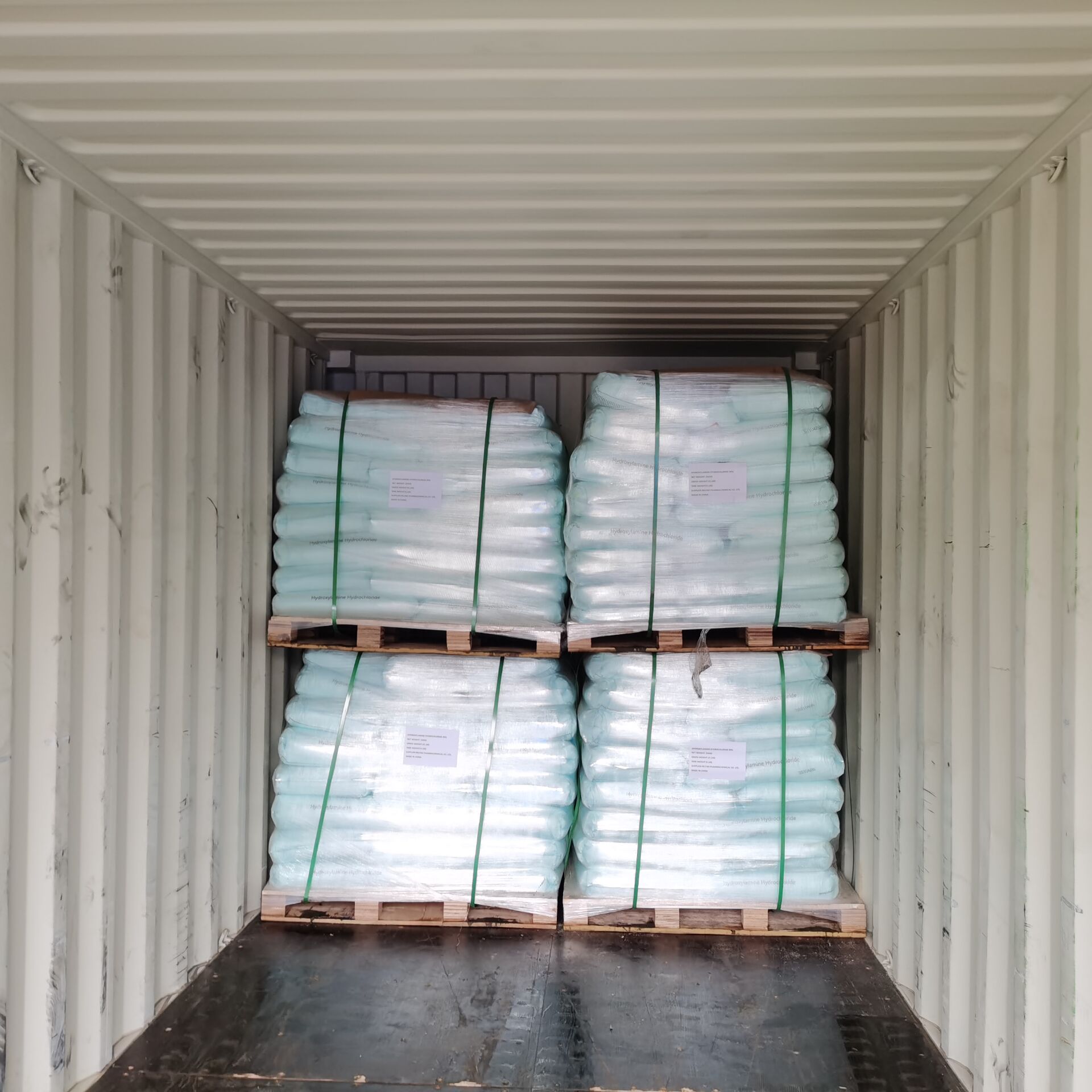 上海港危险品拖车哪些类别需要船边直装？