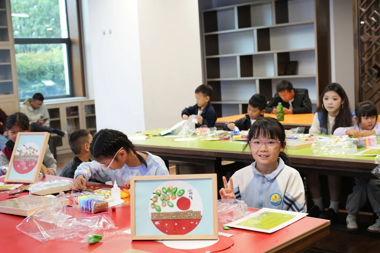 20251022092609_10404.jpg 20251022092609_10404.jpg