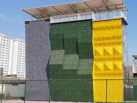 攀岩墙10米高造价多少？