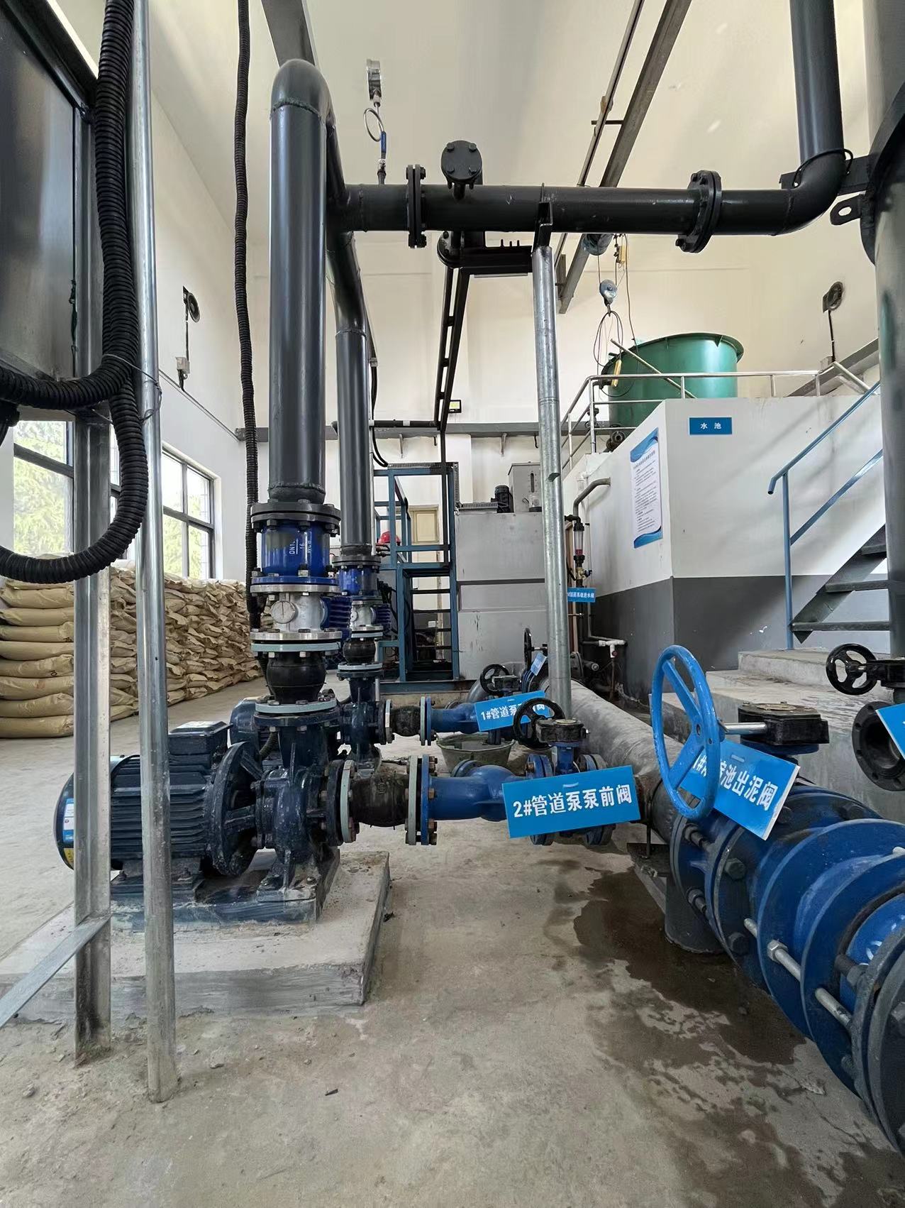 管道泵进料---侧面.jpg