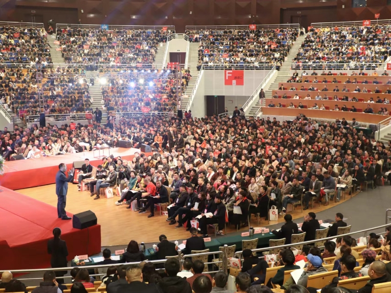 构建新企业商业模式的四个步骤是什么？