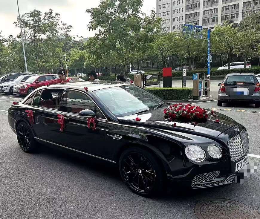 婚车